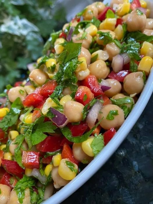 Weight Watchers Chickpea Salad Symphony!