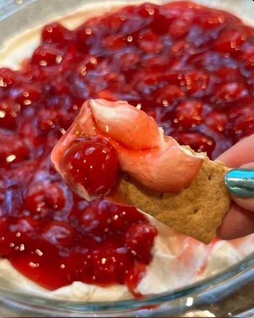 Cherry Cheesecake Dip